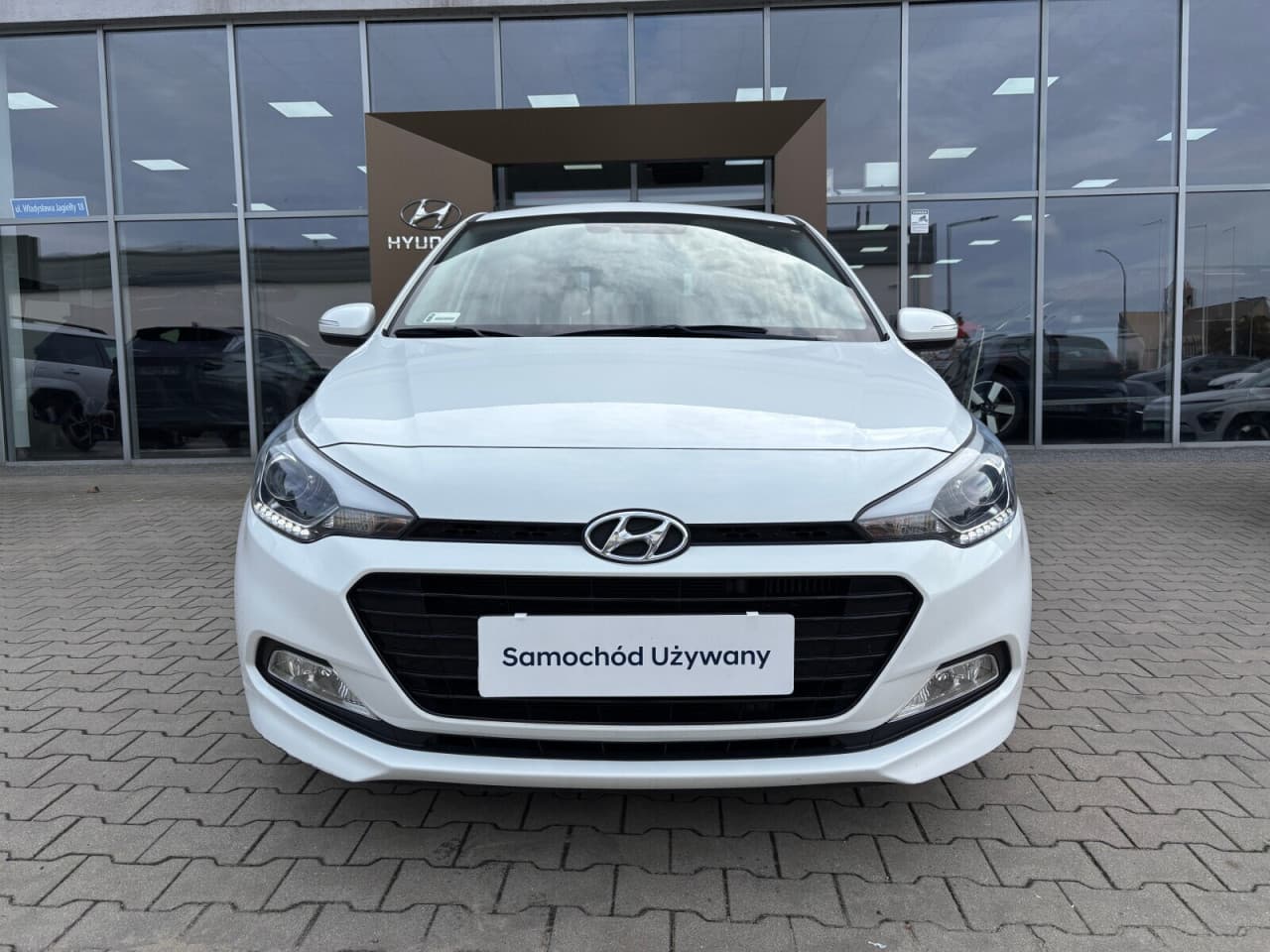 Hyundai i20 - zdjęcie 9
