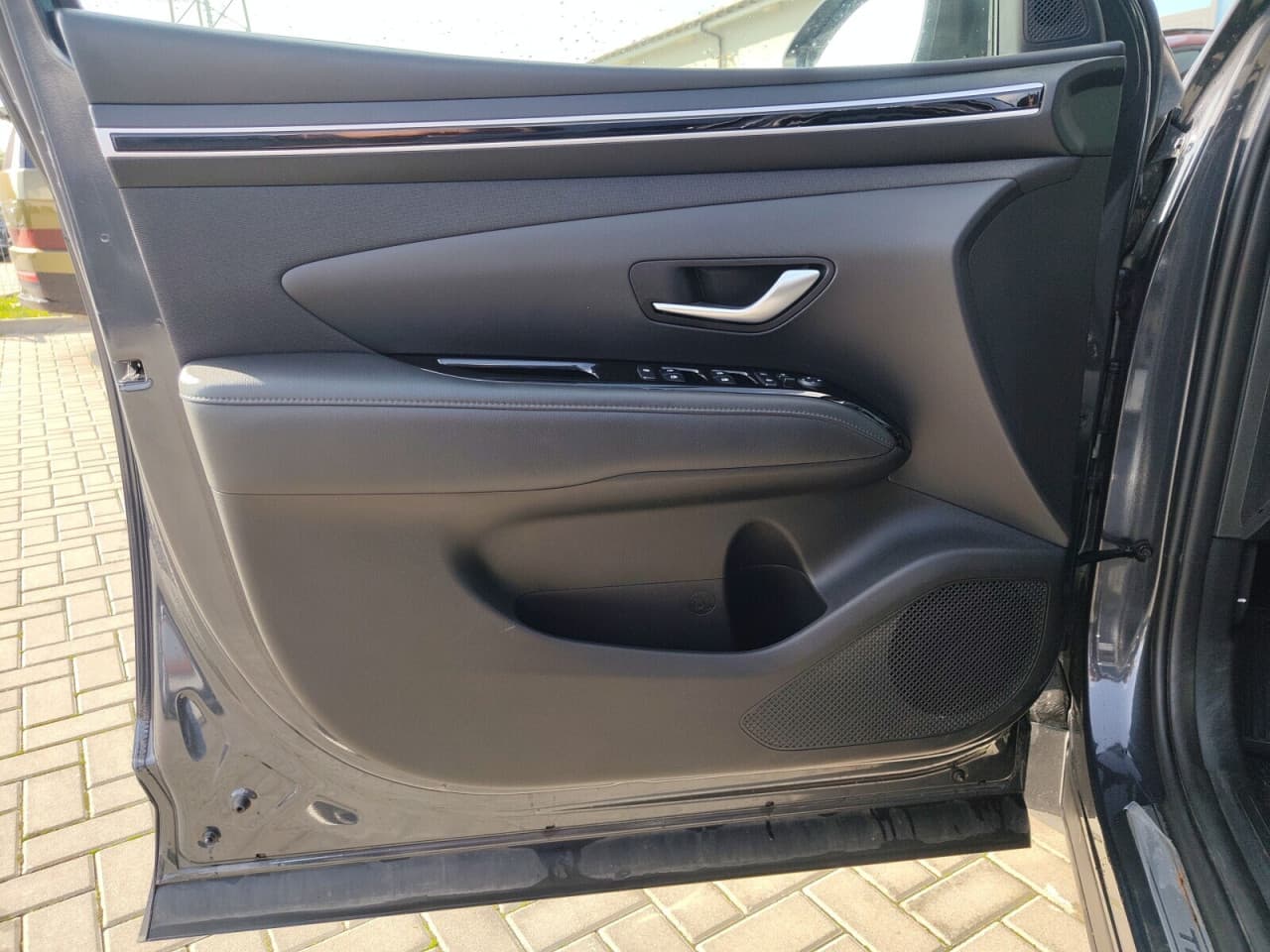 Hyundai Tucson - zdjęcie 9