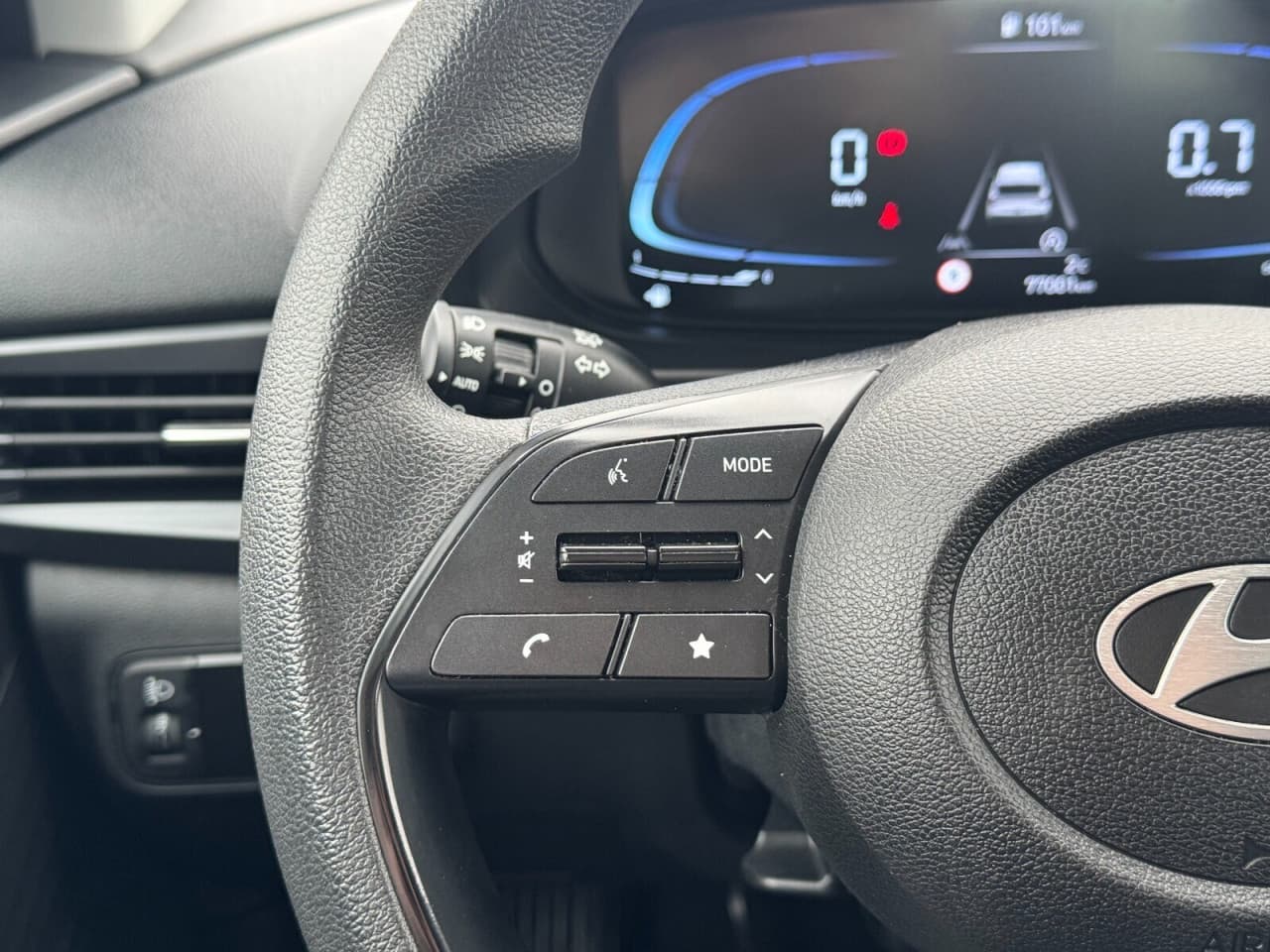Hyundai i20 - zdjęcie 11