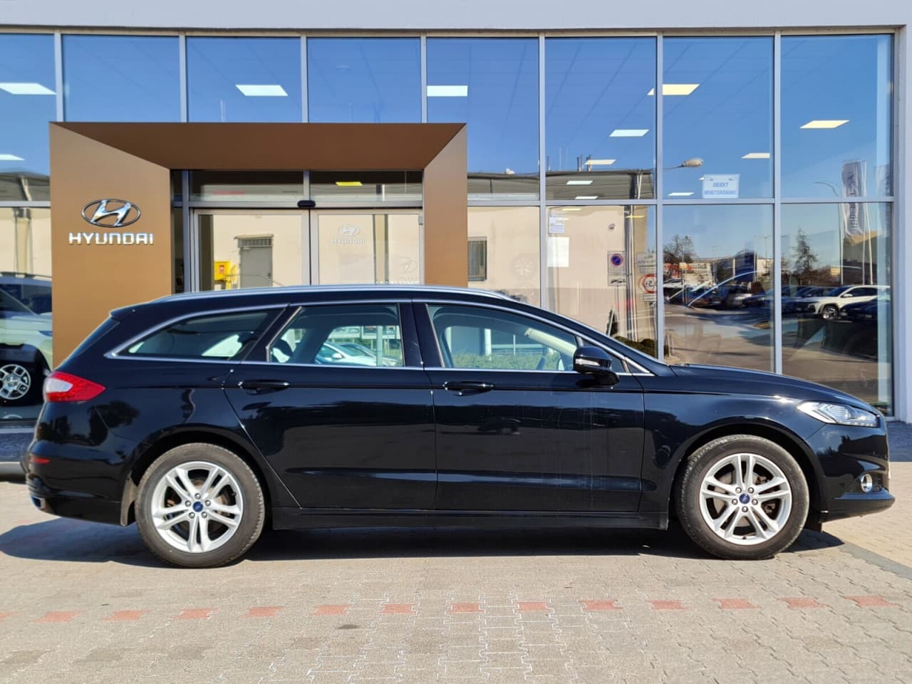 Ford Mondeo - zdjęcie 6
